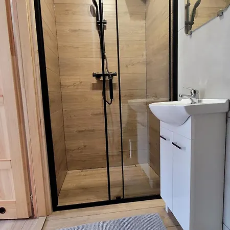 Goscinne U Wiewiory Appartement