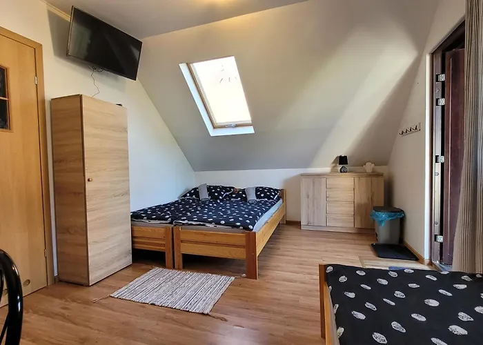 Goscinne U Wiewiory アパート シュツァブニツァ